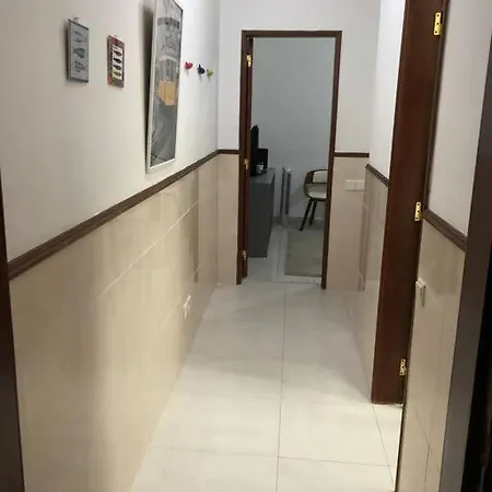 Graca 2 * Lisbon